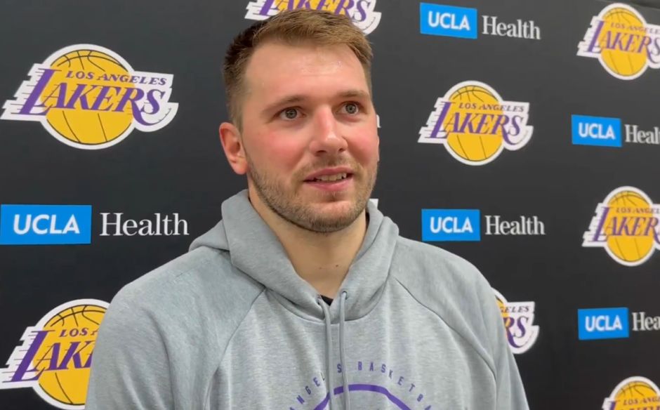 点半在湖人, Slate, stron