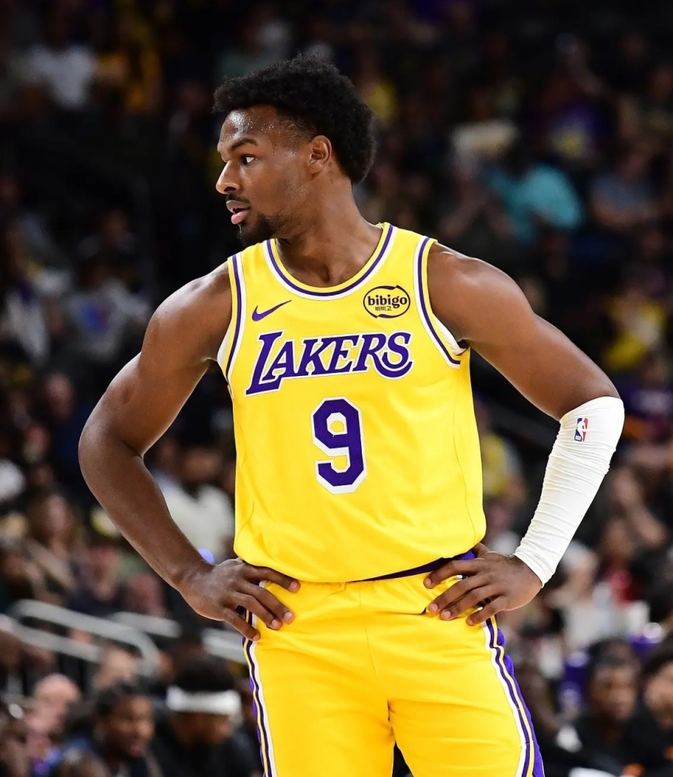 伤继续缺席, 戴维斯, 波杰姆斯基 伤继续缺席, 戴维斯, 波杰姆斯基